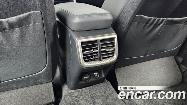 Kia K5 (III) 2.0 Prestige 2021 — фото 31