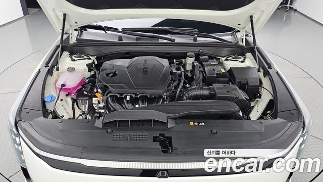 Kia K8 2.5 Gasoline 2WD Noblesse 2025 — фото 6