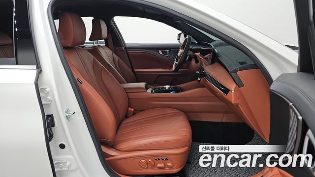 Kia K8 2.5 Gasoline 2WD Noblesse 2025 — фото 15