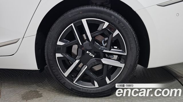 Kia K8 2.5 Gasoline 2WD Noblesse 2025 — фото 27