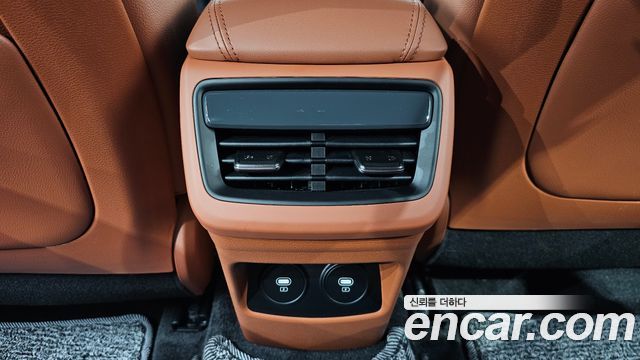 Kia K8 2.5 Gasoline 2WD Noblesse 2025 — фото 38