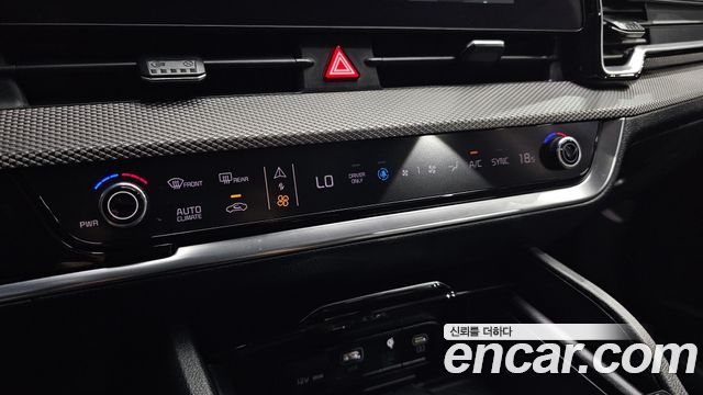 Kia Sportage Hybrid (V) Prestige 2WD 2022 — фото 15