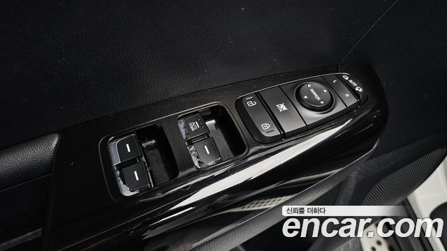 Kia Sportage (IV) Diesel 2WD Prestige 2018 — фото 17