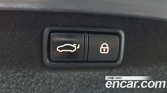 Genesis G80 3.3 GDI AWD Premium Luxury 2017 — фото 15