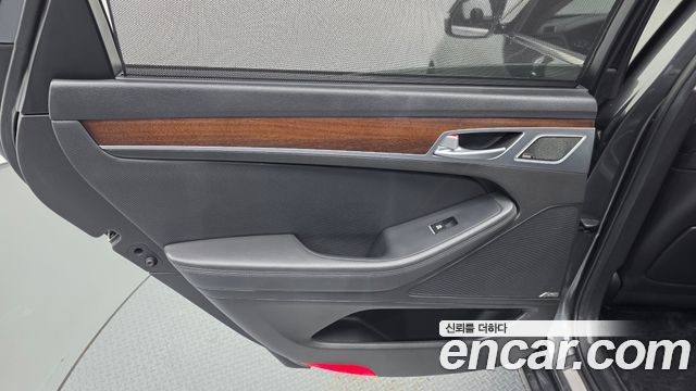 Genesis G80 3.3 GDI AWD Premium Luxury 2017 — фото 25