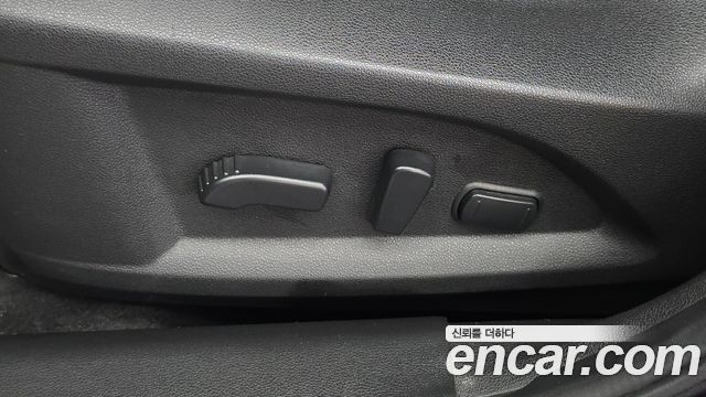 Renault Korea QM6 Gasoline 2WD RE Signature 2019 — фото 18