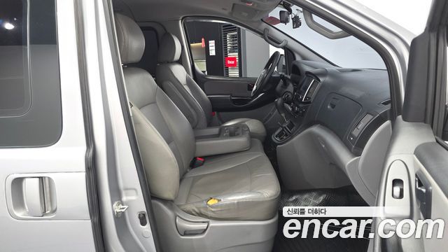 Hyundai Grand Starex Wagon 12-Seater Smart 2019 — фото 11