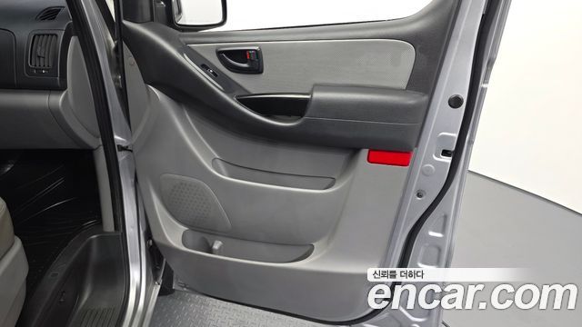 Hyundai Grand Starex Wagon 12-Seater Smart 2019 — фото 24