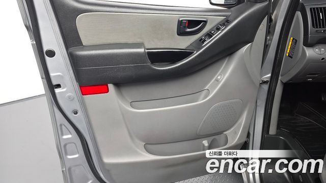 Hyundai Grand Starex Wagon 12-Seater Smart 2019 — фото 25