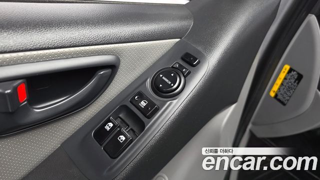 Hyundai Grand Starex Wagon 12-Seater Smart 2019 — фото 29