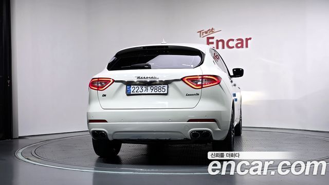 Maserati Levante 3.0 AWD GranLusso 2019 — фото 4