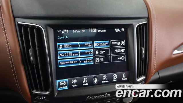 Maserati Levante 3.0 AWD GranLusso 2019 — фото 16