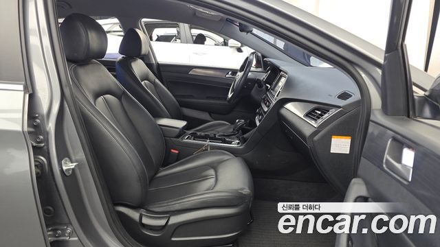 Hyundai Sonata New Rise Hybrid Modern 2018 — фото 11