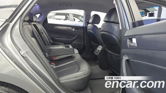 Hyundai Sonata New Rise Hybrid Modern 2018 — фото 12