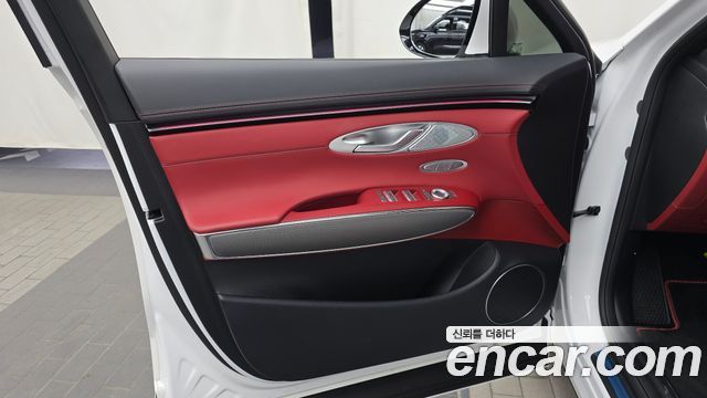 Genesis GV70 2.5T Gasoline 2WD 2025 — фото 24