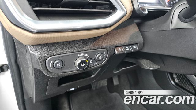 Chevrolet Trailblazer 1.3 Turbo 2WD Activ 2022 — фото 27