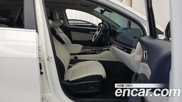 Kia Sportage Hybrid (V) HEV 1.6 2WD Signature 2025 — фото 11