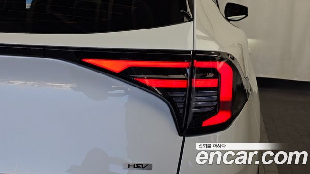 Kia Sportage Hybrid (V) HEV 1.6 2WD Signature 2025 — фото 23