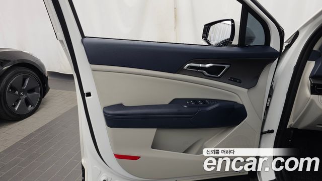 Kia Sportage Hybrid (V) HEV 1.6 2WD Signature 2025 — фото 24