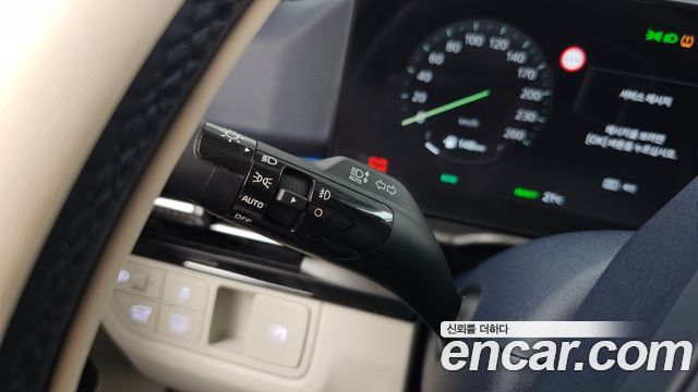 Kia Sportage Hybrid (V) HEV 1.6 2WD Signature 2025 — фото 29