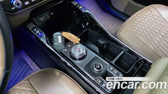 Kia Sorento (IV) Gasoline 2.5T 2WD Noblesse 2024 — фото 9