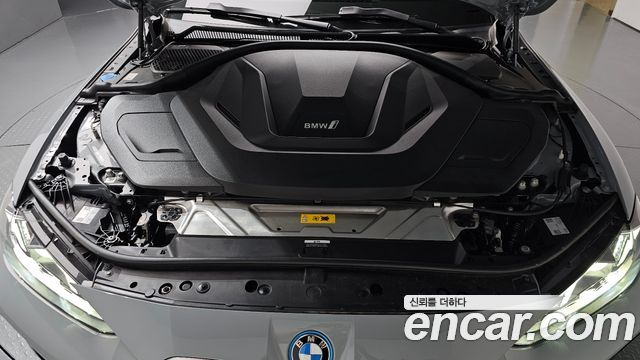 BMW i4 eDrive40 M Sports 2025 — фото 6