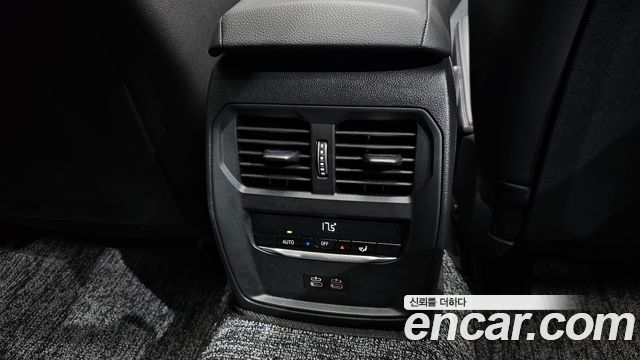 BMW i4 eDrive40 M Sports 2025 — фото 19