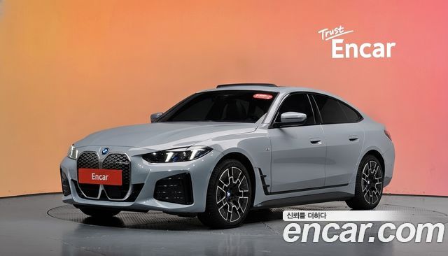 BMW i4 eDrive40 M Sports 2025 — фото 1