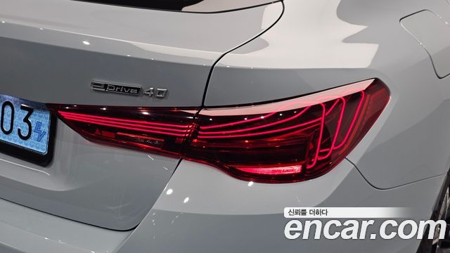 BMW i4 eDrive40 M Sports 2025 — фото 23