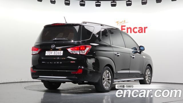 KG Mobility (SsangYong) Korando Turismo 4WD TX 11-seater 2016 — фото 2