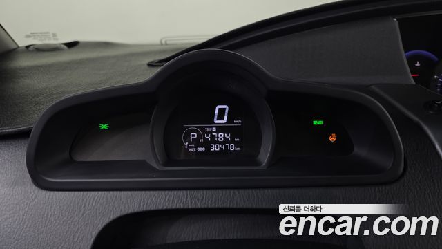 KG Mobility (SsangYong) Korando Turismo 4WD TX 11-seater 2016 — фото 8