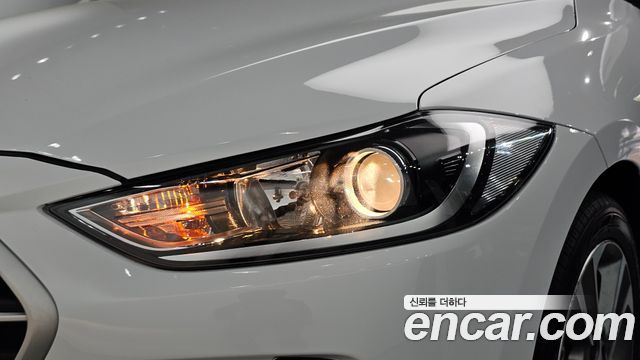 Hyundai Avante (AD) 1.6 GDI Value Plus 2017 — фото 23