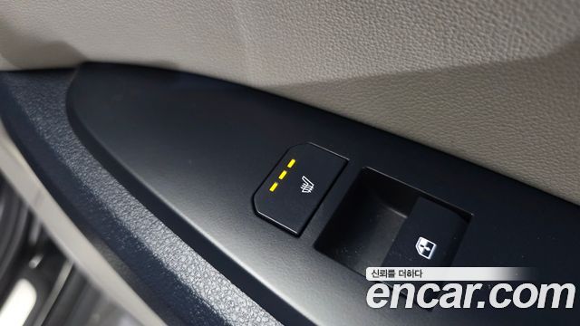 Kia Sportage (V) Gasoline 1.6 Turbo 2WD Signature X Line 2025 — фото 33