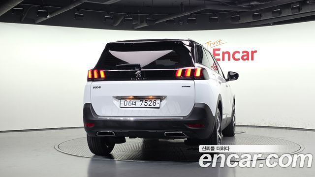 Peugeot 5008 (II) 1.6 BlueHDi GT Line 2018 — фото 4