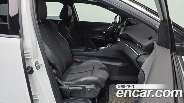 Peugeot 5008 (II) 1.6 BlueHDi GT Line 2018 — фото 11