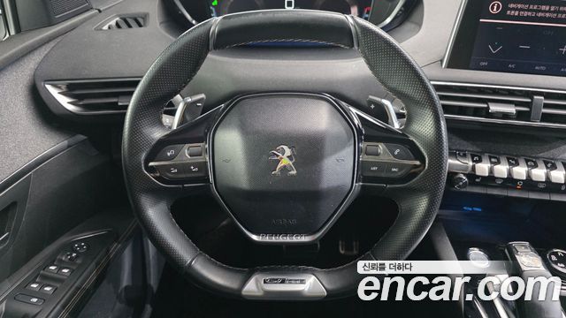 Peugeot 5008 (II) 1.6 BlueHDi GT Line 2018 — фото 13