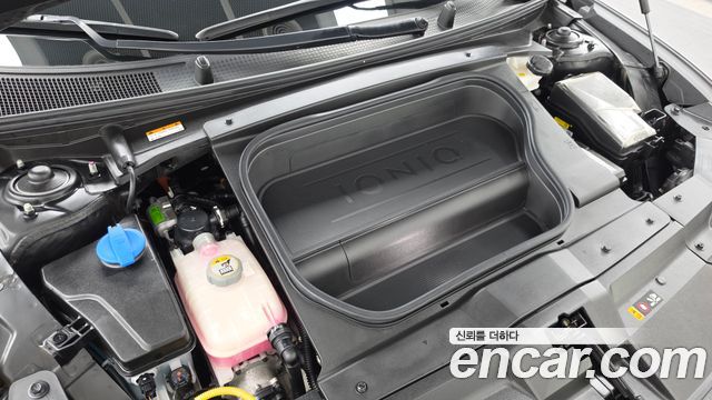 Hyundai Ioniq 6 Long Range AWD Exclusive 2023 — фото 6
