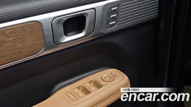 Hyundai Santa Fe (MX5) HEV 1.6 2WD Calligraphy 2024 — фото 17