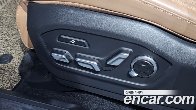 Hyundai Santa Fe (MX5) HEV 1.6 2WD Calligraphy 2024 — фото 28