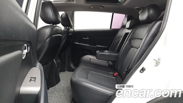 Kia Sportage R Diesel 2WD W Special 2014 — фото 15