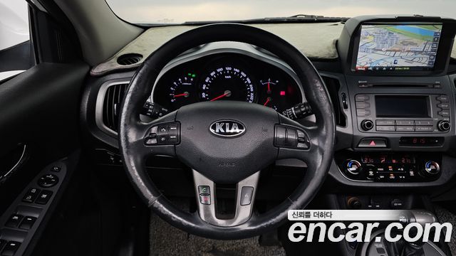 Kia Sportage R Diesel 2WD W Special 2014 — фото 16