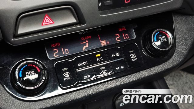 Kia Sportage R Diesel 2WD W Special 2014 — фото 19