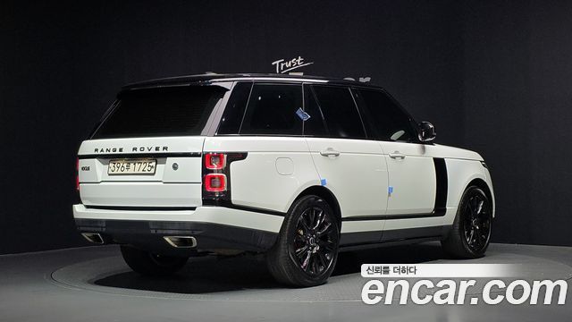 Land Rover Range Rover (IV) 5.0 SC Vogue SE 2014 — фото 2