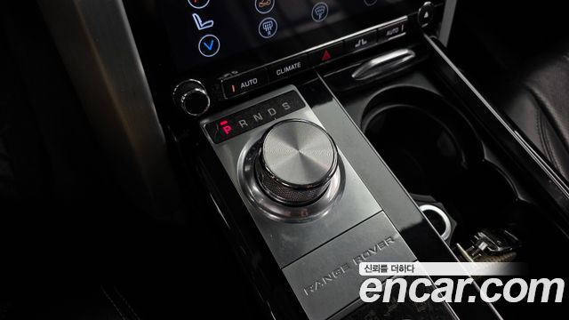 Land Rover Range Rover (IV) 5.0 SC Vogue SE 2014 — фото 9