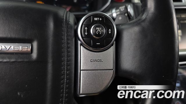 Land Rover Range Rover (IV) 5.0 SC Vogue SE 2014 — фото 17