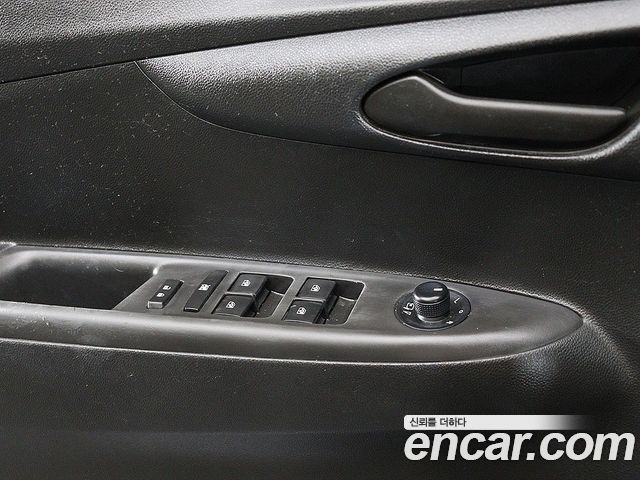 Chevrolet Spark LT 2019 — фото 17