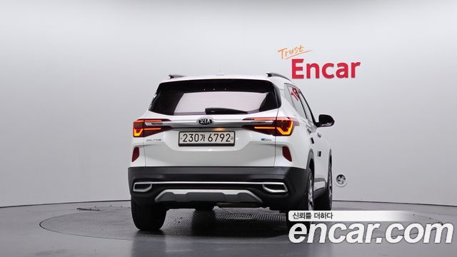 Kia Seltos Diesel 1.6 2WD Noblesse 2020 — фото 4