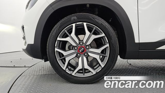Kia Seltos Diesel 1.6 2WD Noblesse 2020 — фото 5