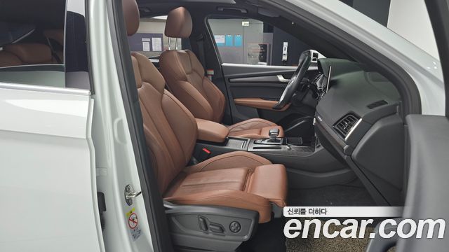 Audi Q5 (FY) 40 TDI Quattro Sportback Premium 2023 — фото 10