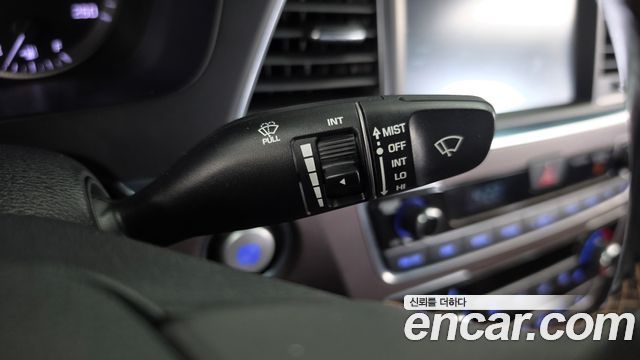 Hyundai Sonata (LF) 1.7 Diesel Care+ 2017 — фото 28